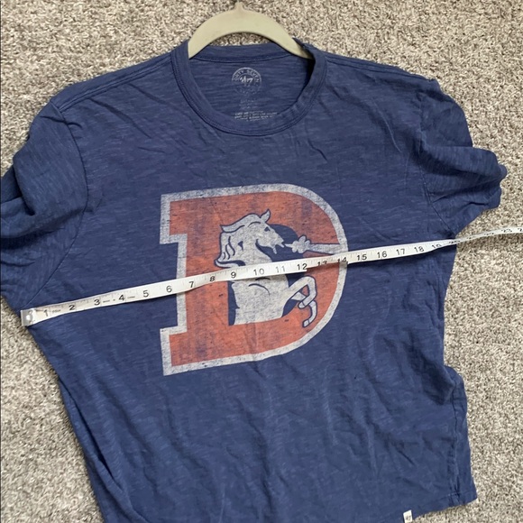47 Denver Broncos Throwback Logo Blue Short Sleeve Shirt Size Small - Picture 7 of 7